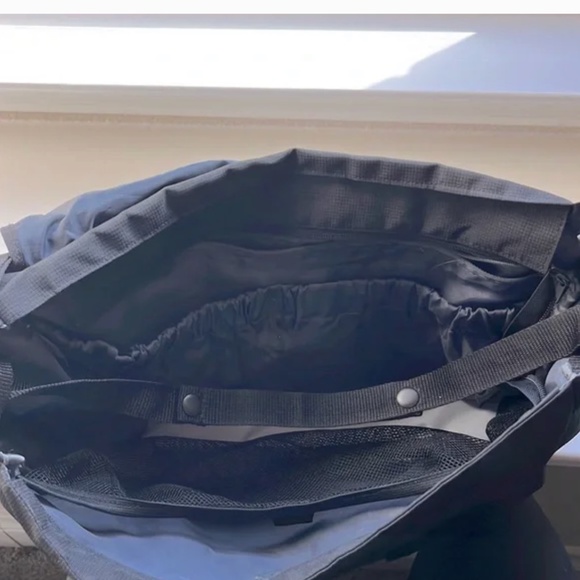 Columbia Diaper Bag - Picture 9 of 12